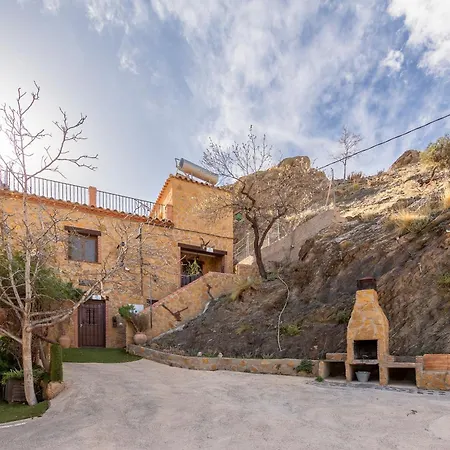 Vivienda 1 * Escullar